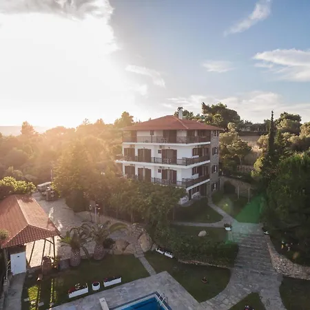 Theoxenia 4*