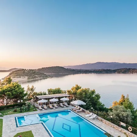 Theoxenia Gasthuis 4*