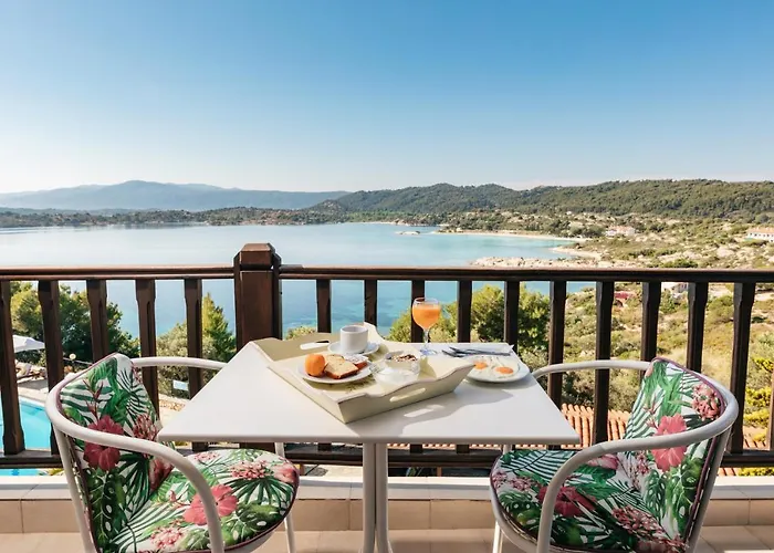 Theoxenia 4* Ormos Panagias