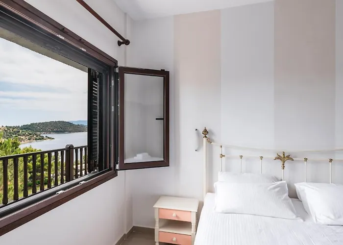 Theoxenia Gæstehus 4*